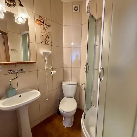 Dunajecki Zakatek Z Jacuzzi Vendégház